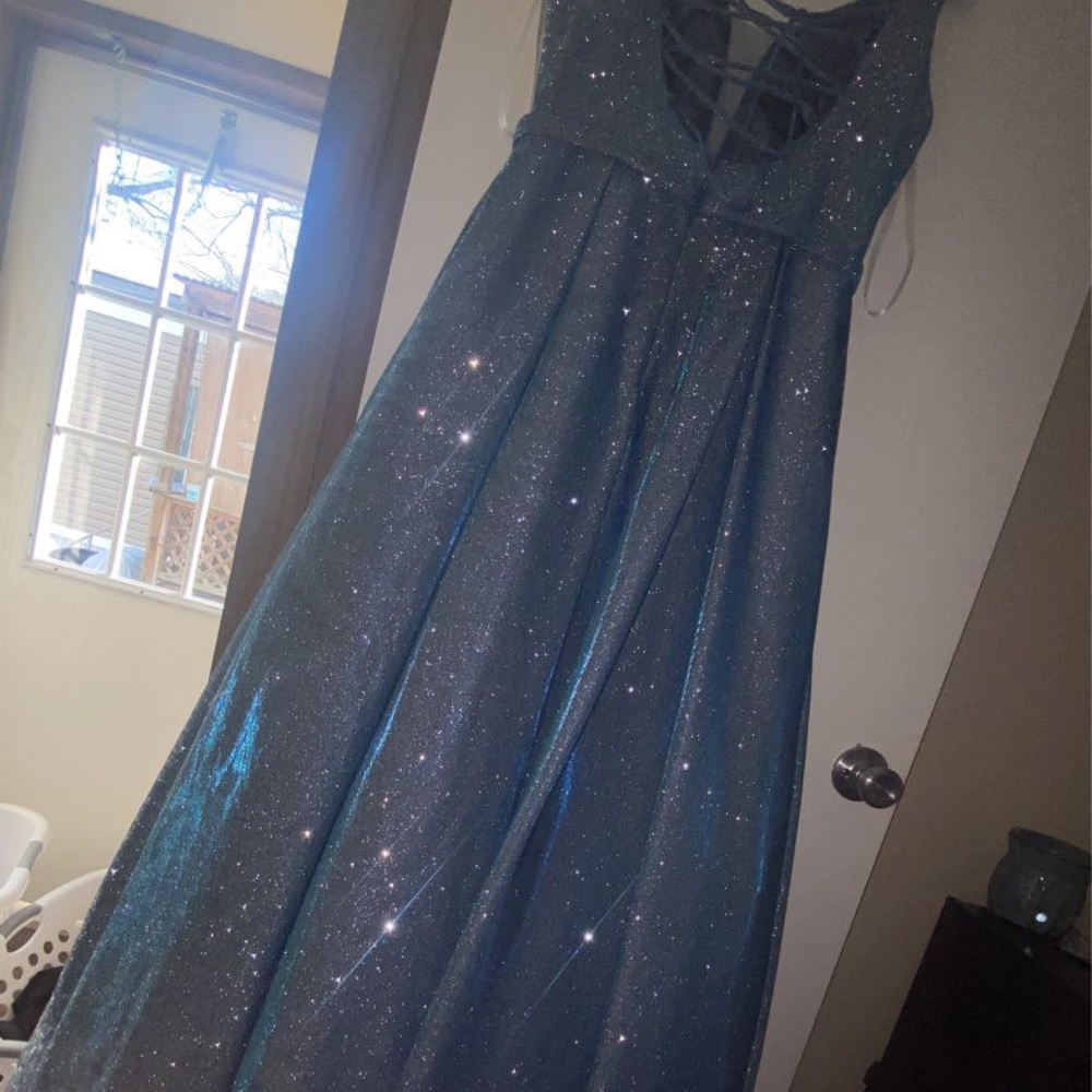 Prom Dress - Picture 4 of 5